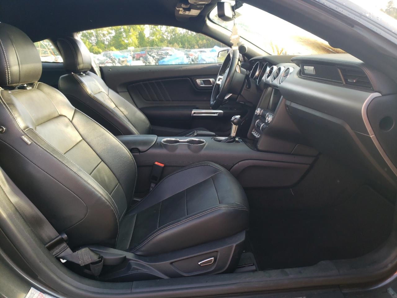 Photo 5 from auction – 2018 FORD MUSTANG with VIN 1FA6P8THXJ5115527