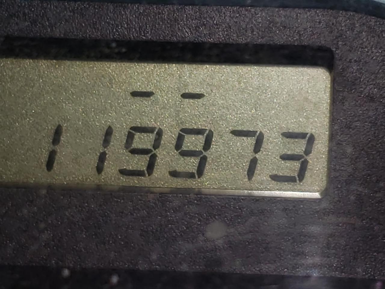 Photo 8 from auction – 2004 TOYOTA COROLLA CE with VIN 1NXBR32E64Z289016