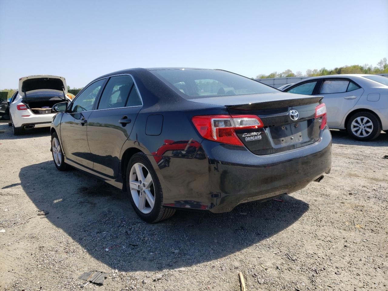 Photo 3 from auction – 2014 TOYOTA CAMRY L with VIN 4T1BF1FK4EU454057