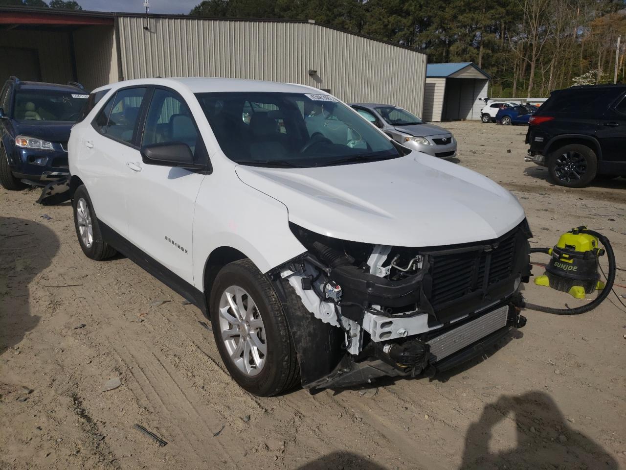 CHEVROLET EQUINOX LS 2020 with VIN 3GNAXHEV3LS637701 - Photo from auction