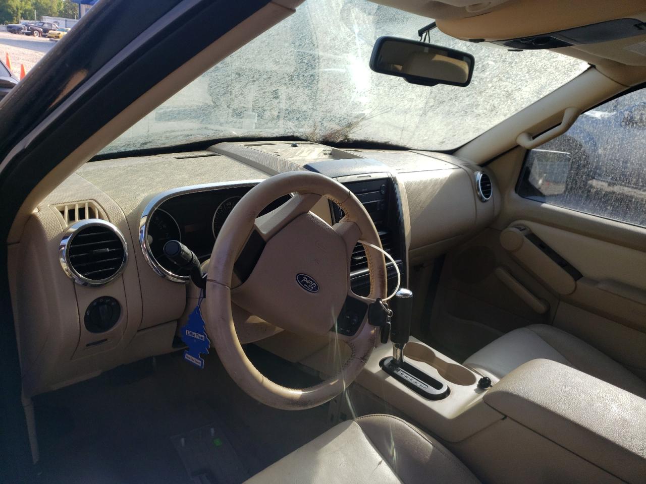 Photo 9 from auction – 2006 FORD EXPLORER X with VIN 1FMEU63E46UA21712