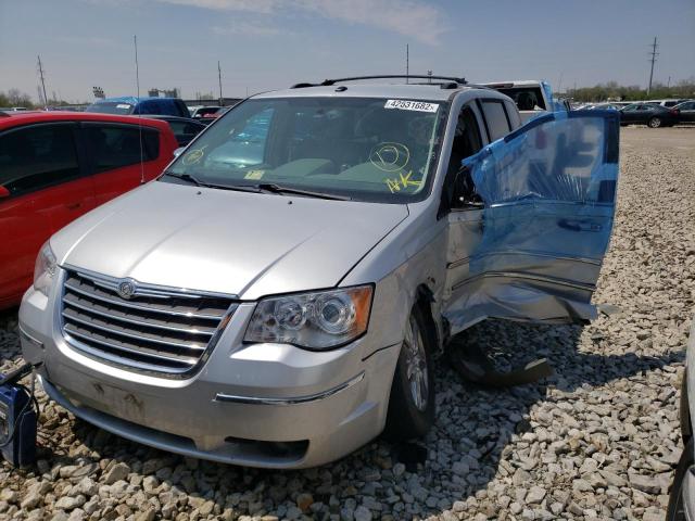 Photo 2 from auction – 2010 CHRYSLER TOWN & COU with VIN 2A4RR7DX1AR322578