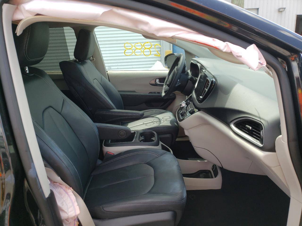 Photo 5 from auction – 2022 CHRYSLER PACIFICA with VIN 2C4RC1BG5NR123899