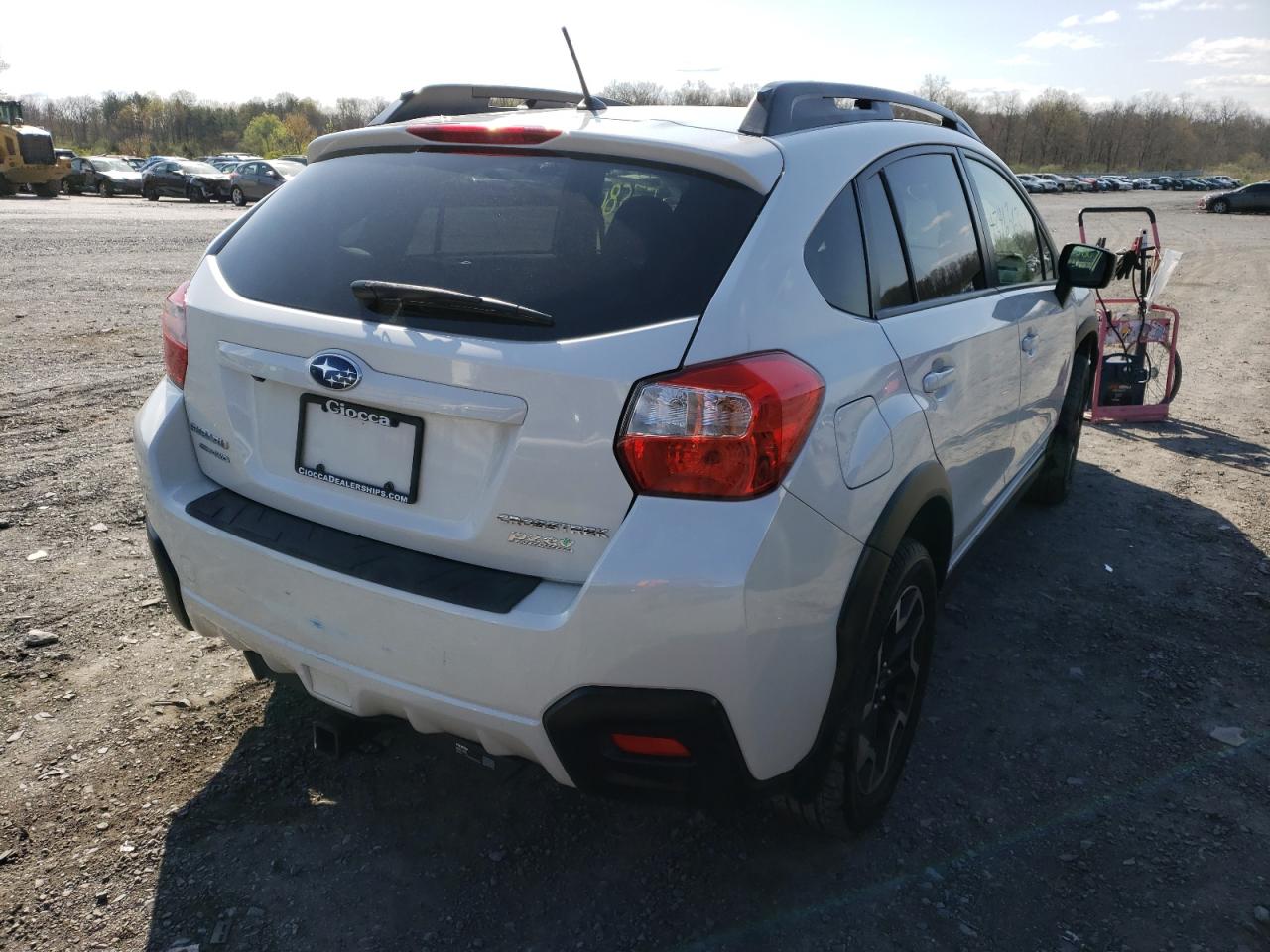Фото 4 с аукциона – 2017 SUBARU CROSSTREK с VIN JF2GPAAC5HG242540