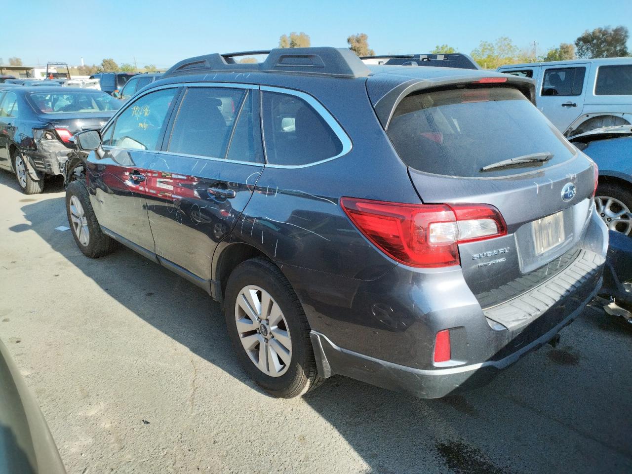 Photo 3 from auction – 2015 SUBARU OUTBACK 2. with VIN 4S4BSAFC7F3361075