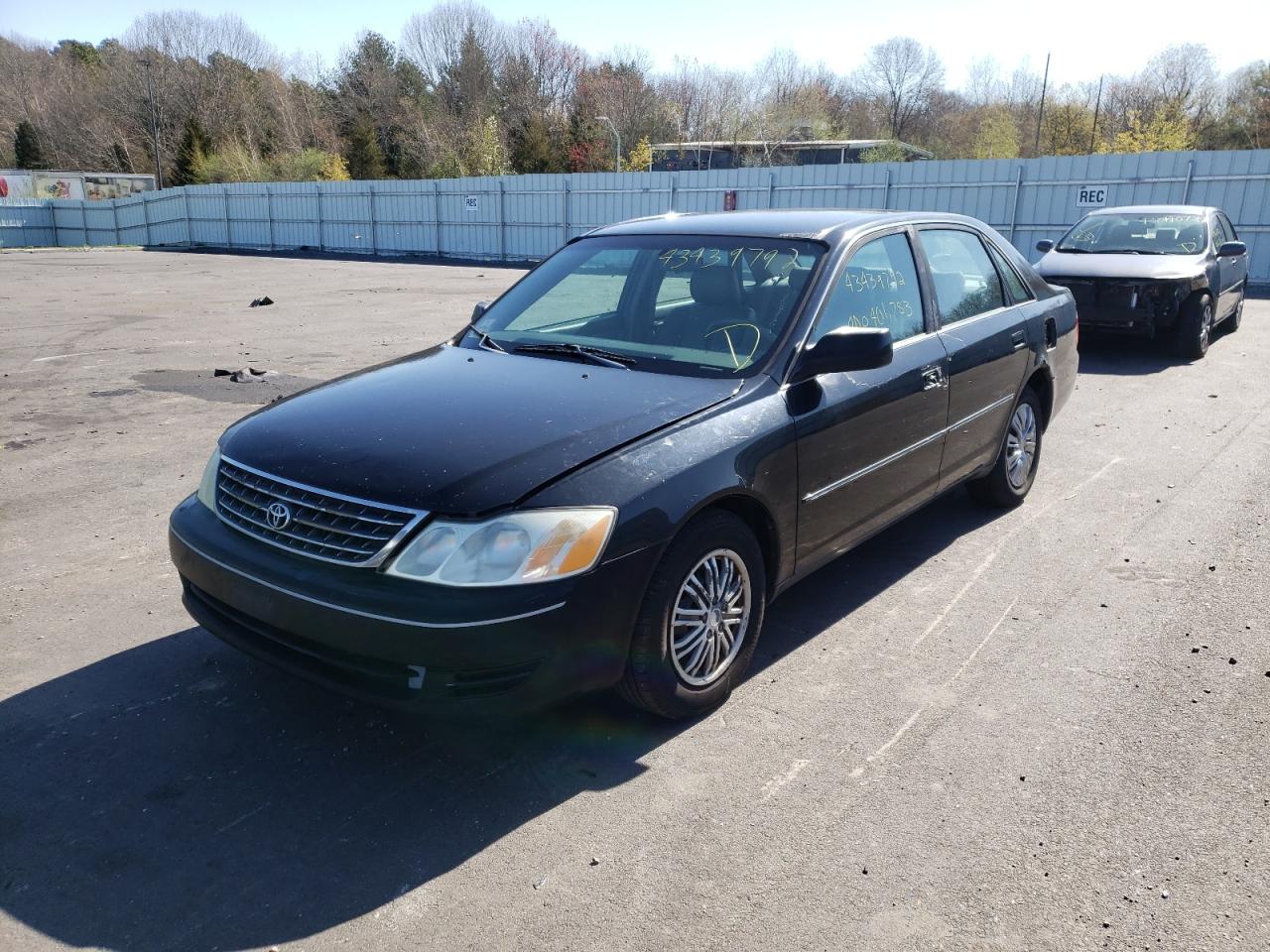 Photo 2 from auction – 2003 TOYOTA AVALON XL with VIN 4T1BF28B43U303316
