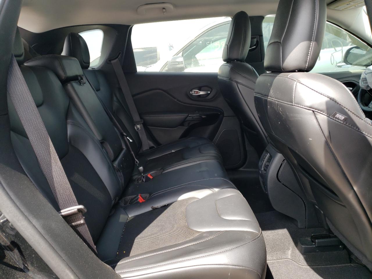 Photo 6 from auction – 2020 JEEP CHEROKEE L with VIN 1C4PJLLB8LD530191
