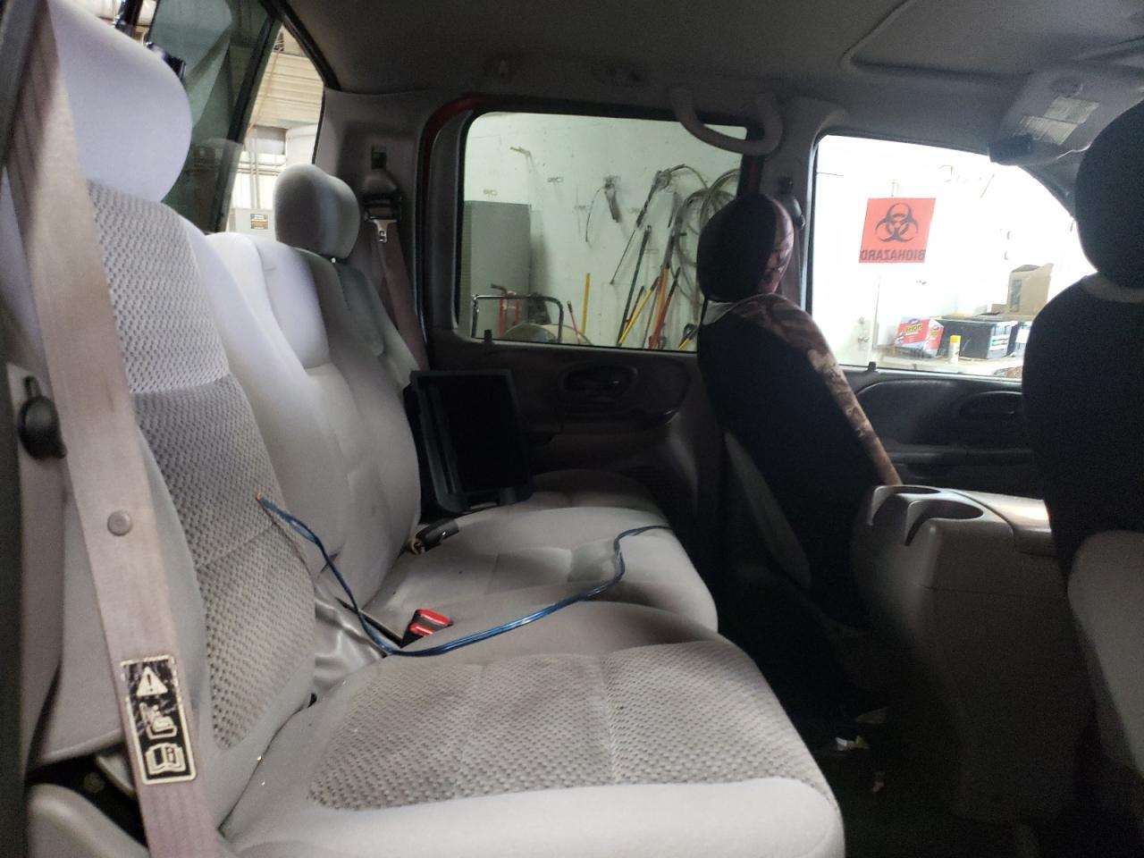 Photo 6 from auction – 2002 FORD F150 SUPER with VIN 1FTRW08L02KE11801