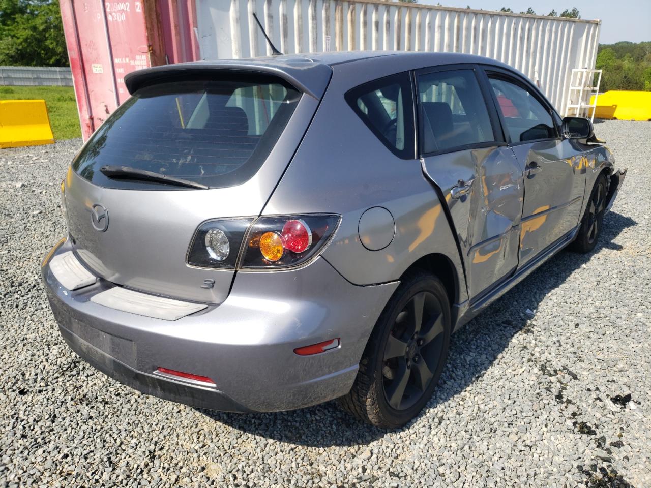 Zdjęcie 4 z aukcji – 2005 MAZDA 3 HATCHBAC z VIN JM1BK343151235727