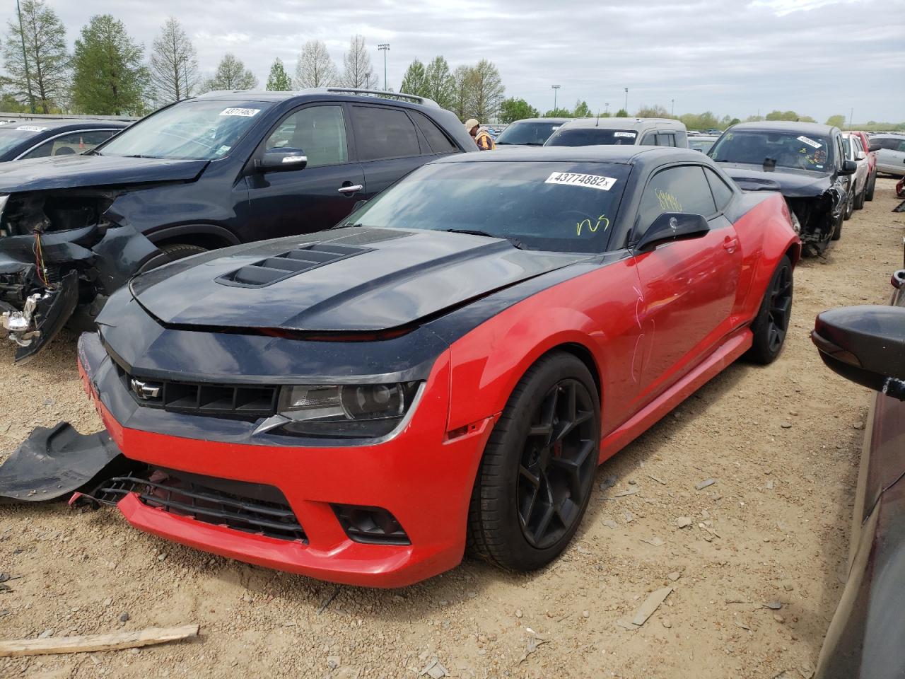 Photo 2 from auction – 2014 CHEVROLET CAMARO 2SS with VIN 2G1FT1EW2E9165137