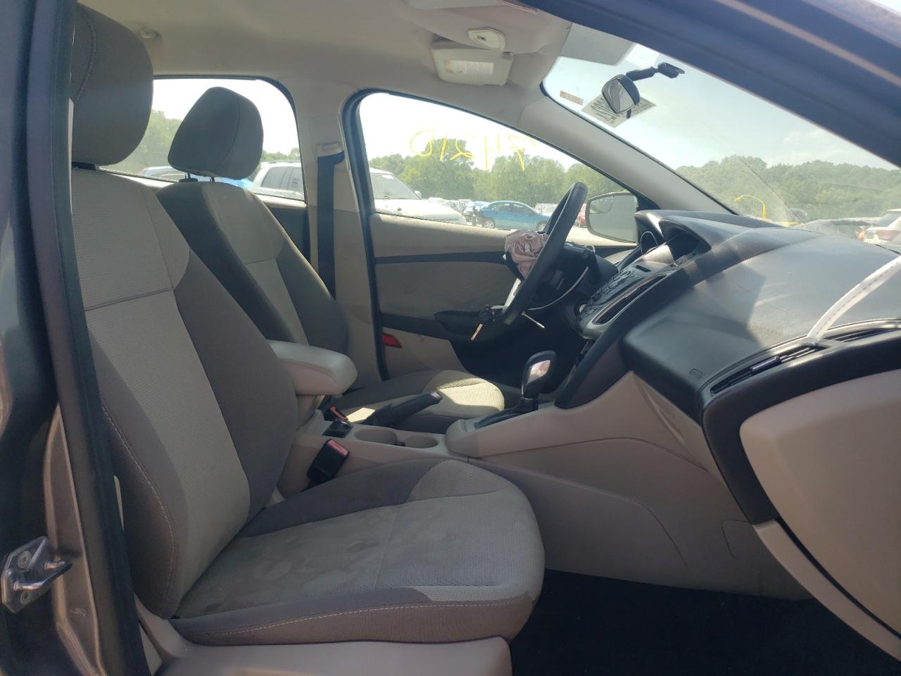 Photo 5 from auction – 2013 FORD FOCUS SE with VIN 1FADP3F29DL161237