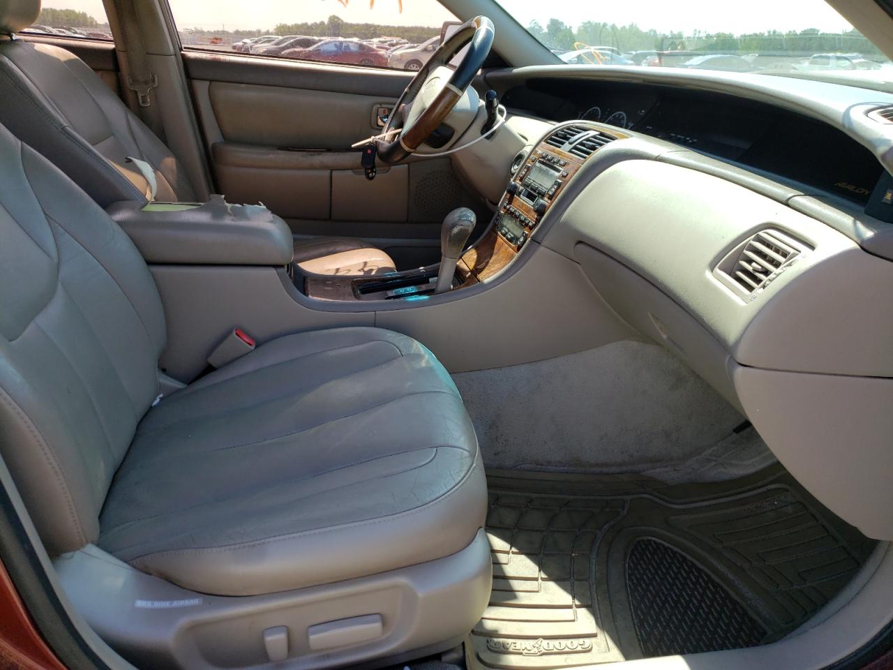 Photo 5 from auction – 2000 TOYOTA AVALON XL with VIN 4T1BF28B1YU075587