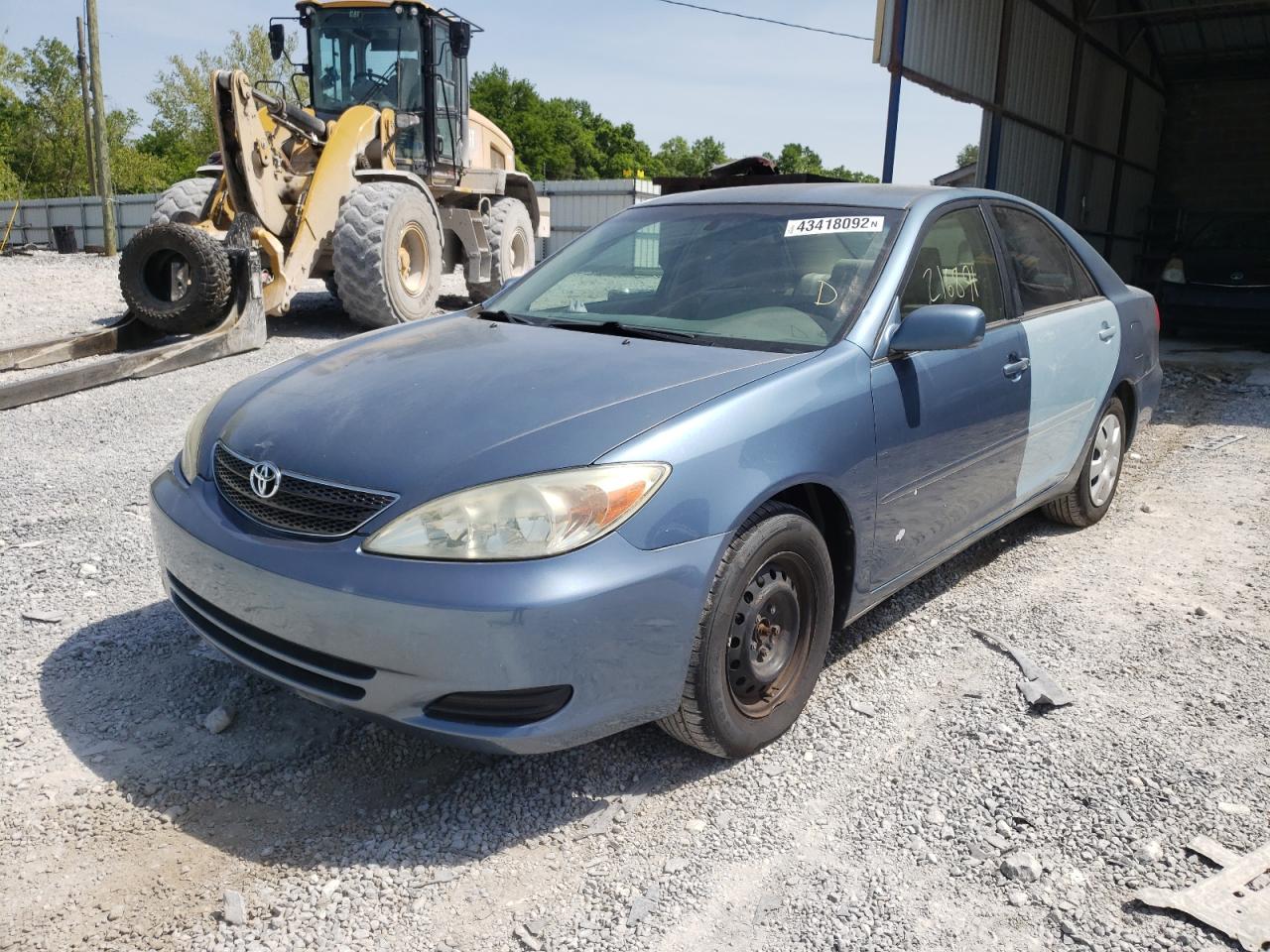 Photo 2 from auction – 2003 TOYOTA CAMRY LE with VIN 4T1BE30KX3U738555