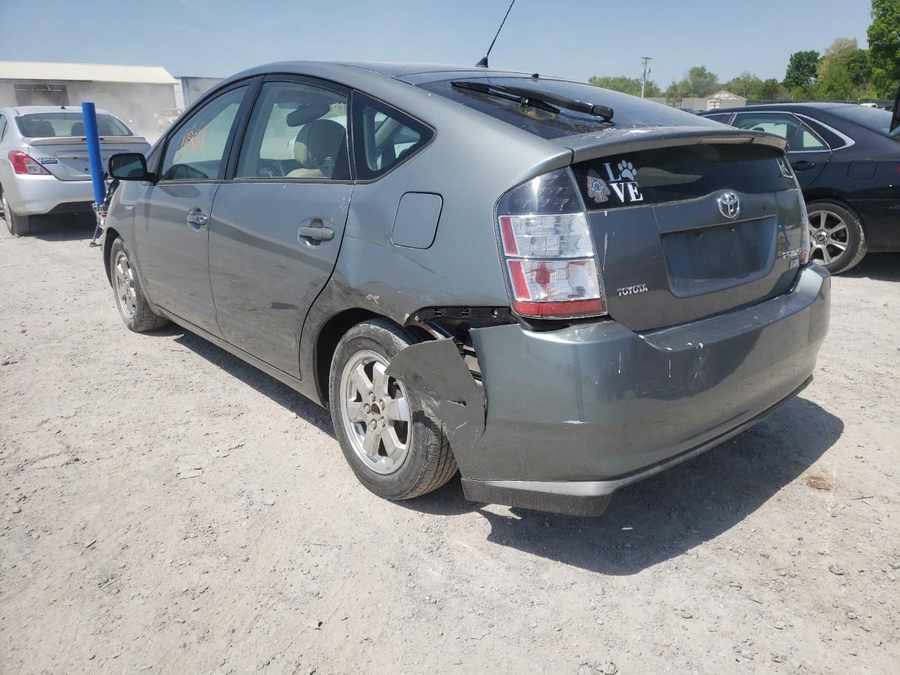 Photo 3 from auction – 2005 TOYOTA PRIUS with VIN JTDKB20U350126216