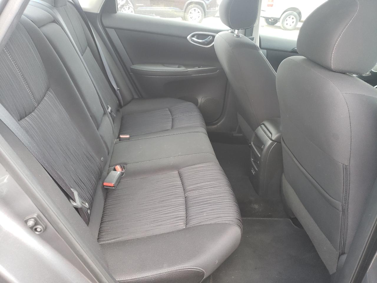 Photo 6 from auction – 2018 NISSAN SENTRA S with VIN 3N1AB7AP1JY260579