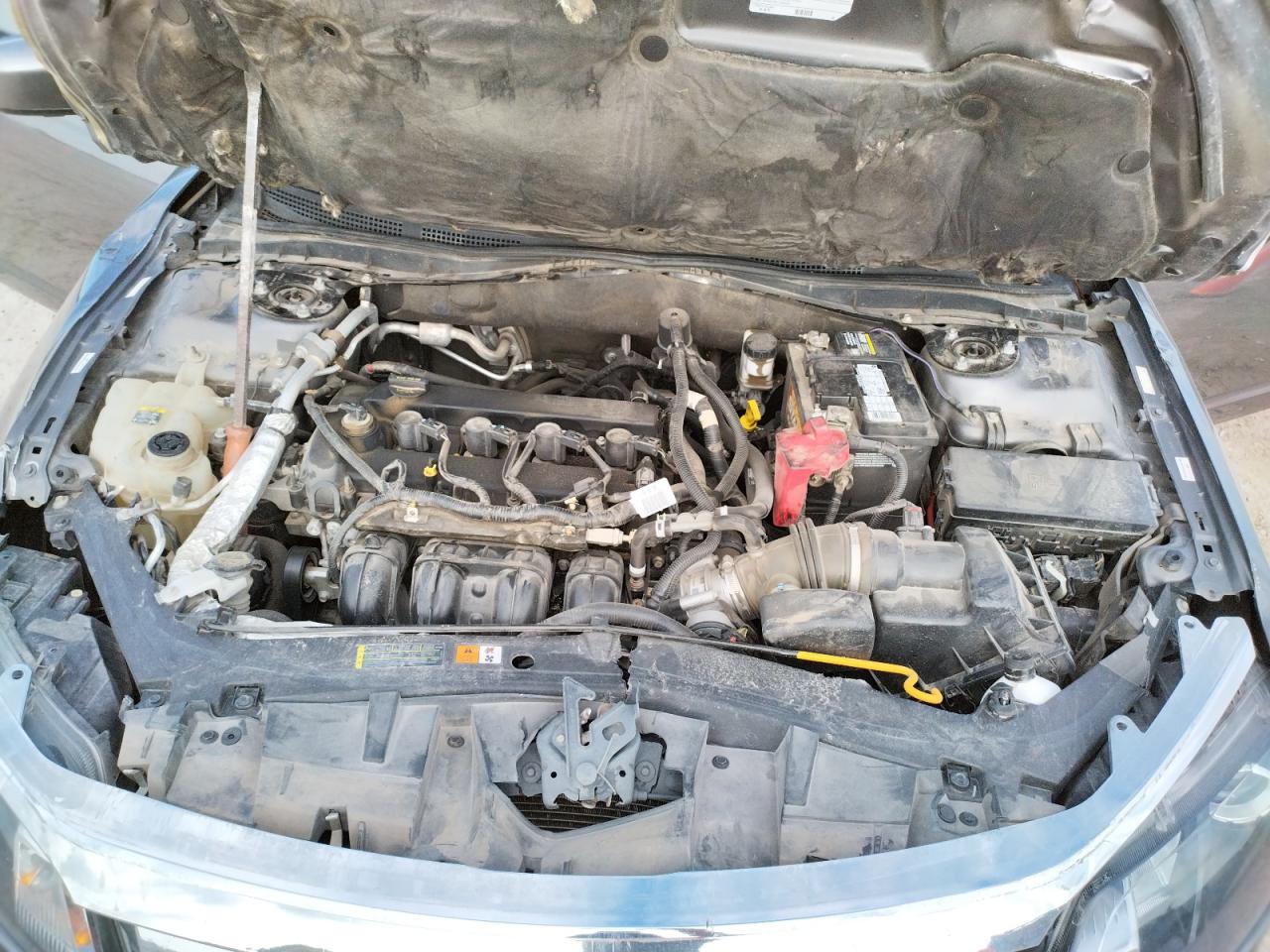 Photo 7 from auction – 2011 FORD FUSION SE with VIN 3FAHP0HA0BR221246