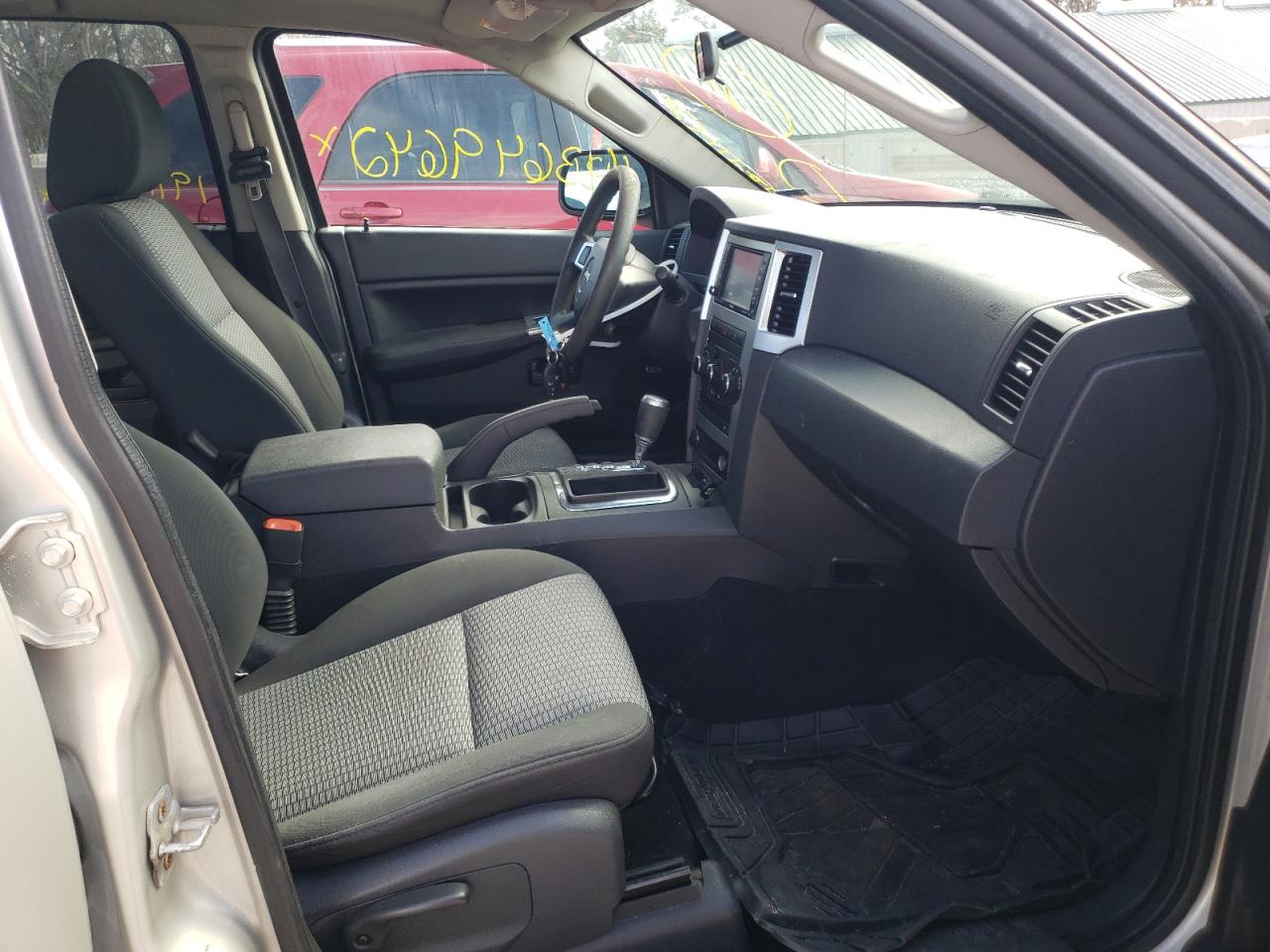 Photo 5 from auction – 2008 JEEP GRAND CHER with VIN 1J8GR48K58C227933