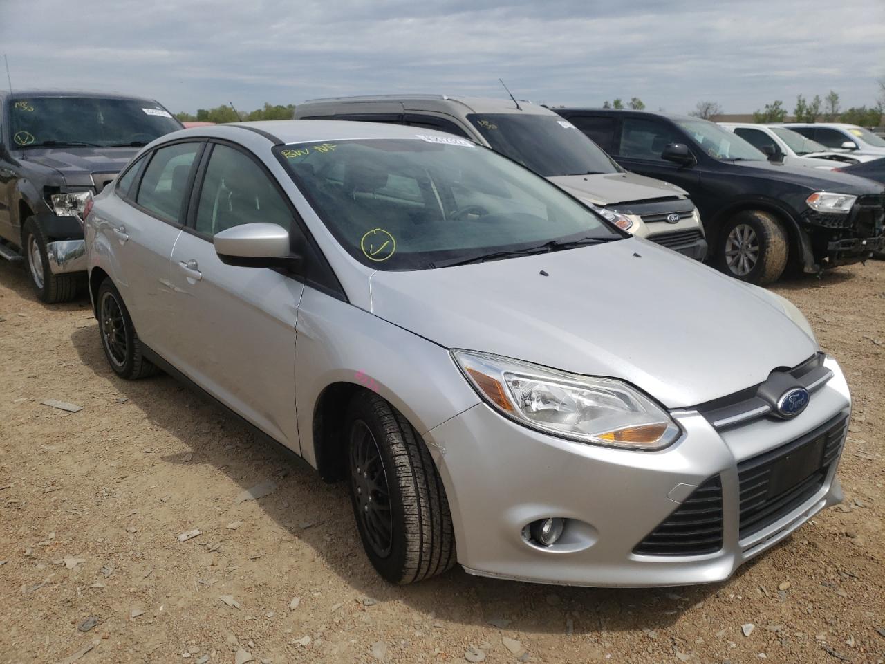 FORD FOCUS SE 2012 with VIN 1FAHP3F2XCL273173 - Photo from auction