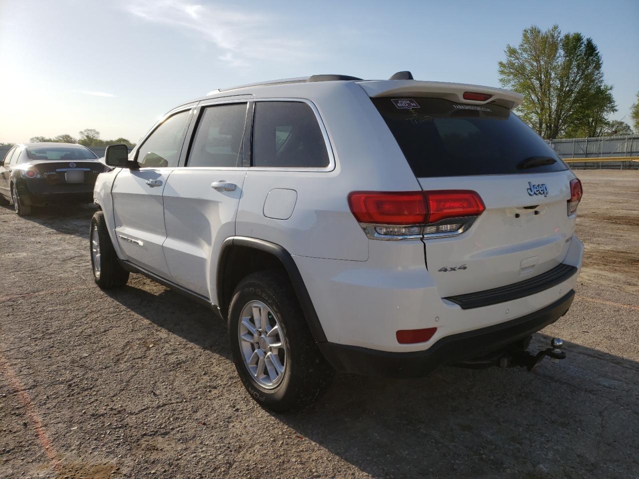 Photo 3 from auction – 2018 JEEP GRAND CHER with VIN 1C4RJFAG8JC310593