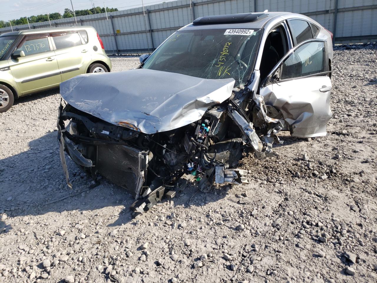 Photo 2 from auction – 2017 HONDA CIVIC EX with VIN 19XFC2F71HE055190