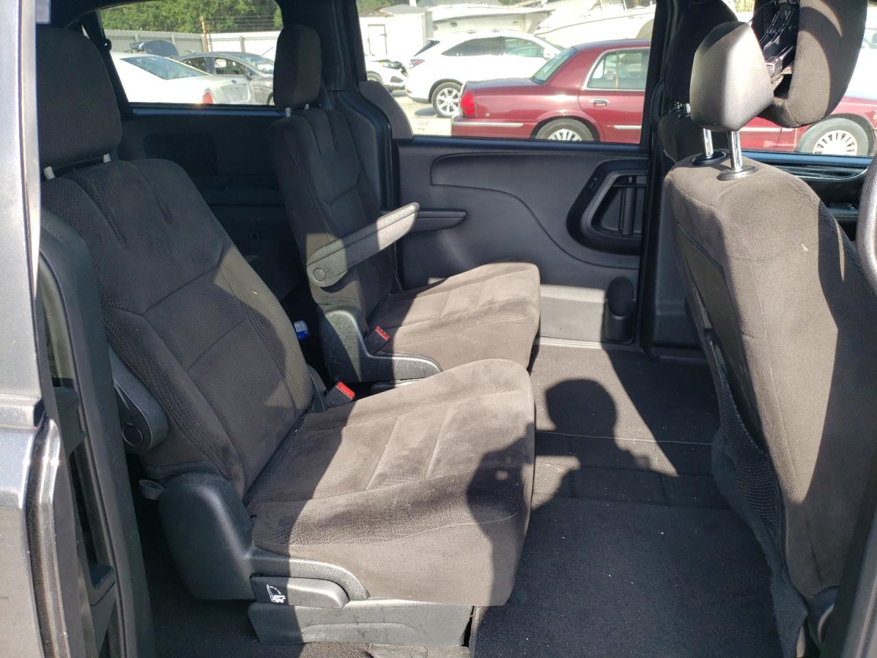 Photo 6 from auction – 2016 DODGE GRAND CARA with VIN 2C4RDGBGXGR350699