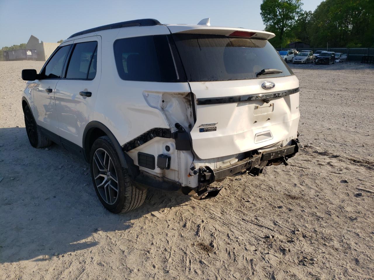 Photo 3 from auction – 2016 FORD EXPLORER S with VIN 1FM5K8GT2GGA69123