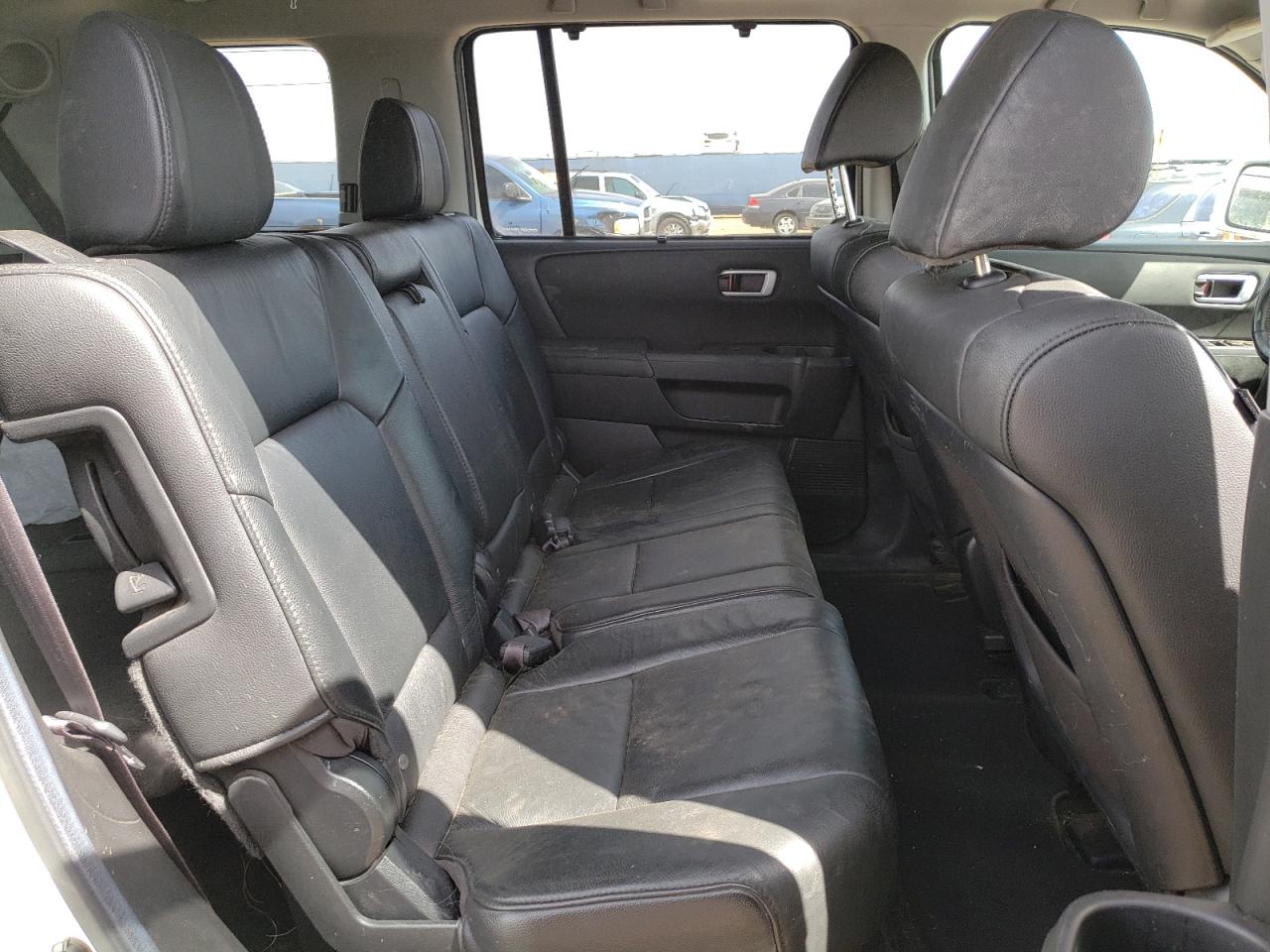 Photo 6 from auction – 2013 HONDA PILOT TOUR with VIN 5FNYF4H9XDB021635