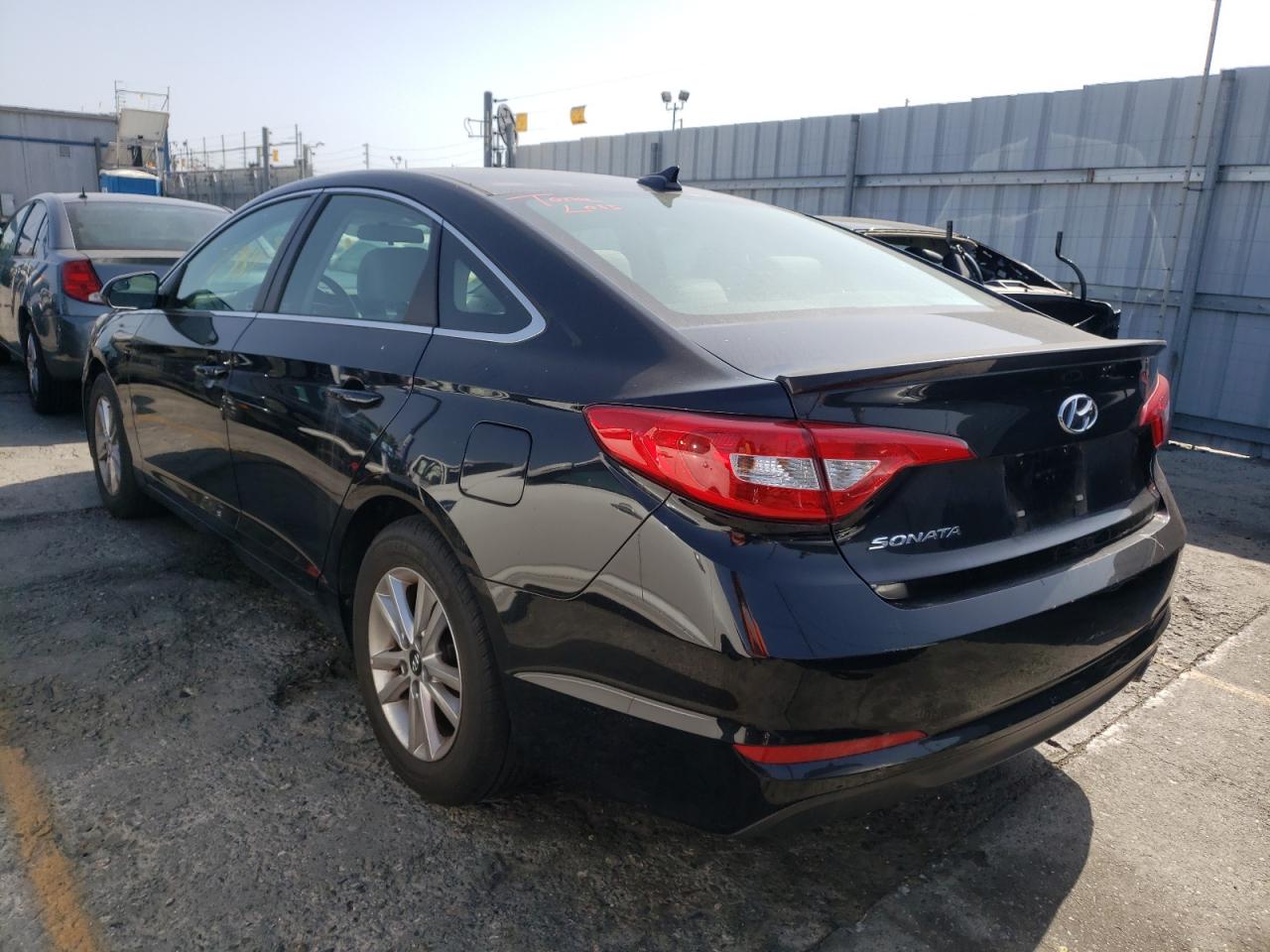 Photo 3 from auction – 2016 HYUNDAI SONATA SE with VIN 5NPE24AF3GH393144