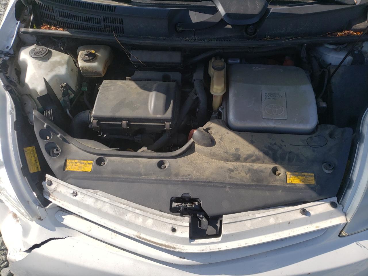 Photo 7 from auction – 2004 TOYOTA PRIUS with VIN JTDKB20U340116316