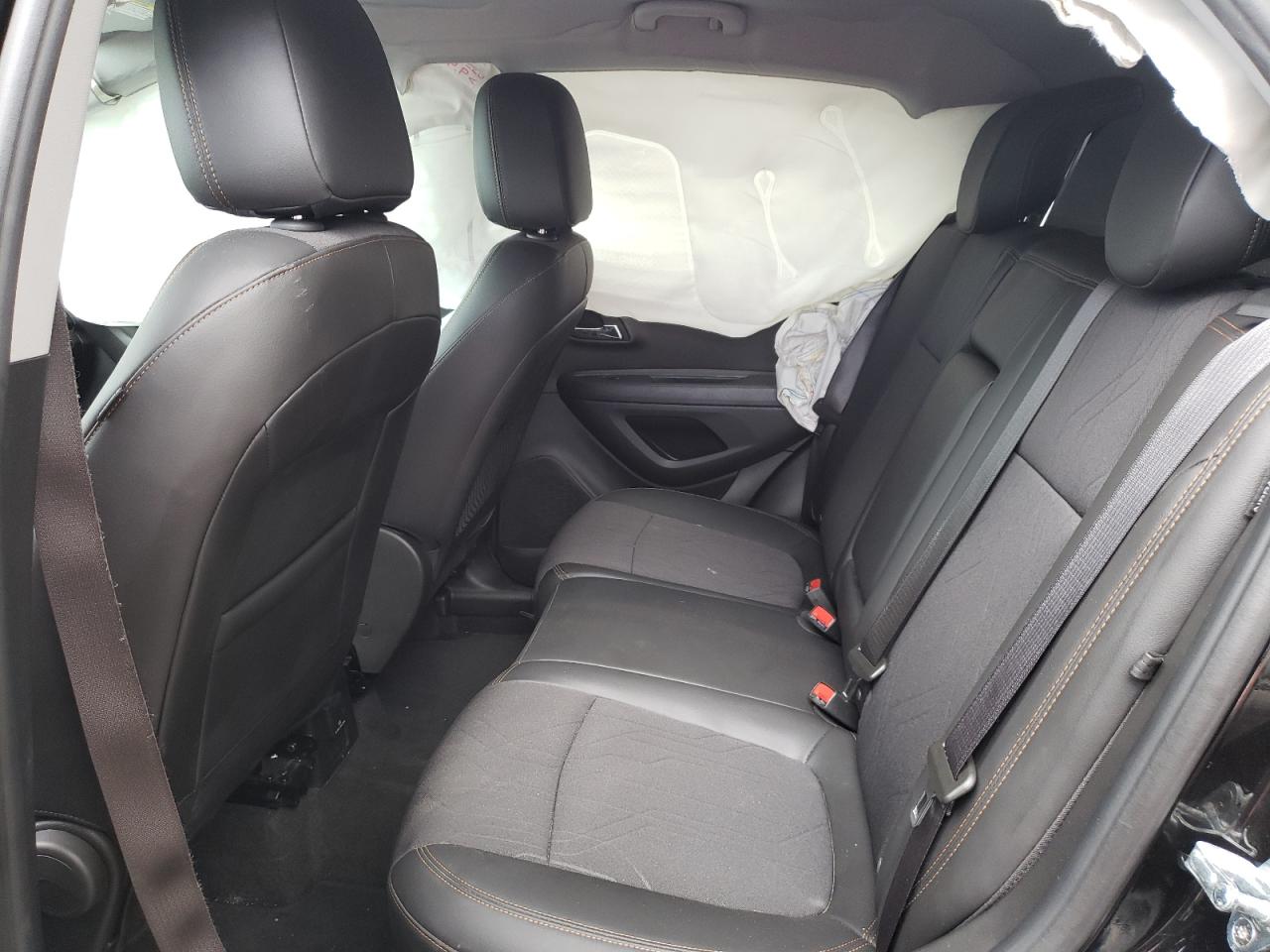 Photo 6 from auction – 2020 CHEVROLET TRAX 1LT with VIN KL7CJPSB6LB092755