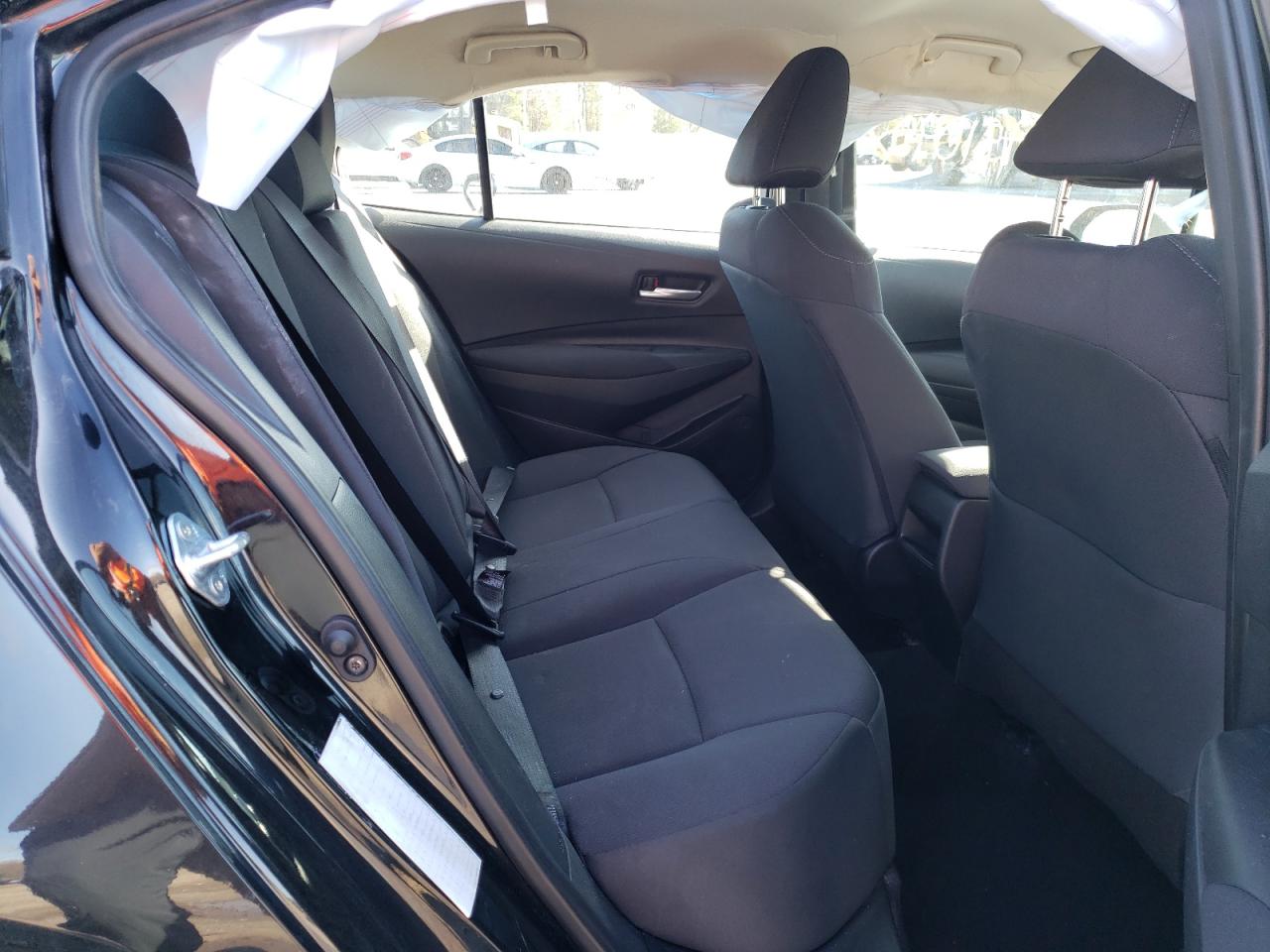 Photo 6 from auction – 2021 TOYOTA COROLLA LE with VIN 5YFEPMAE4MP221129