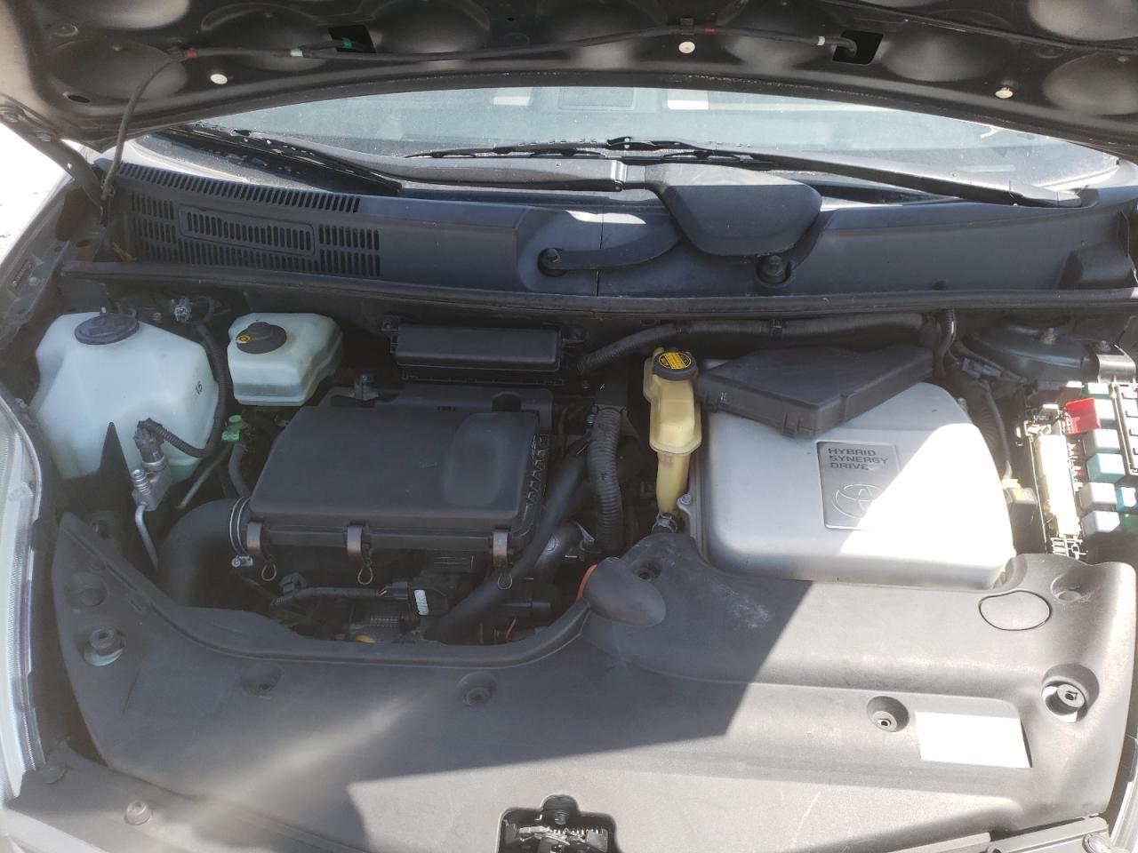 Photo 7 from auction – 2005 TOYOTA PRIUS with VIN JTDKB20U350126216