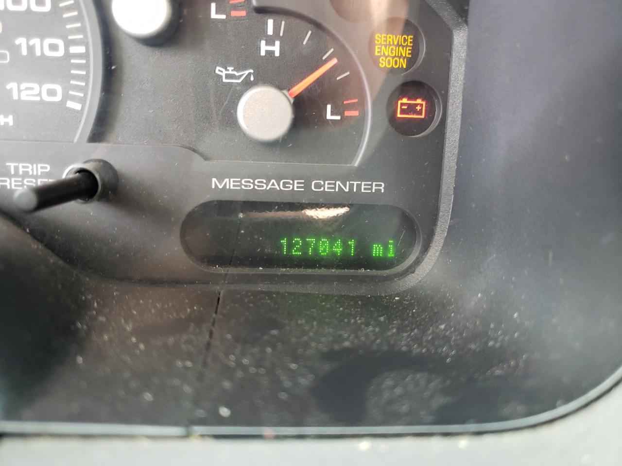 Photo 8 from auction – 2005 FORD EXPLORER X with VIN 1FMZU73K55ZA19952