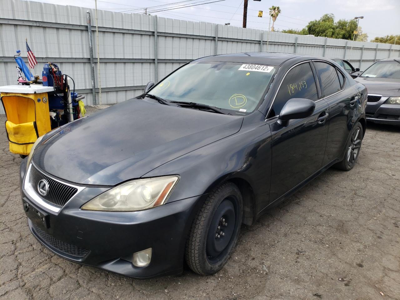 Photo 2 from auction – 2006 LEXUS IS 350 with VIN JTHBE262562005009