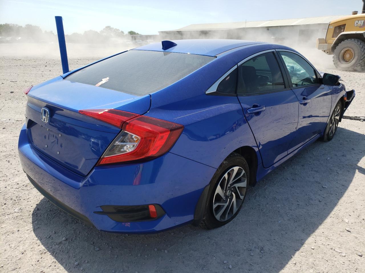 صورة رقم 4 من المزاد - 2017 HONDA CIVIC EX مع VIN 19XFC2F78HE074576