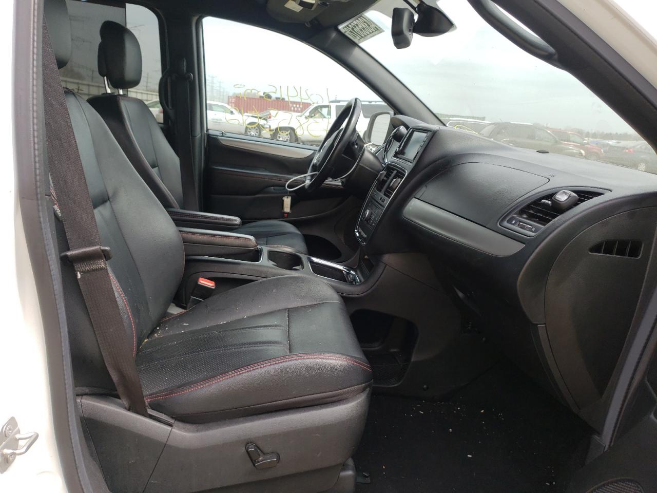صورة رقم 5 من المزاد - 2019 DODGE GRAND CARA مع VIN 2C4RDGEG9KR768613