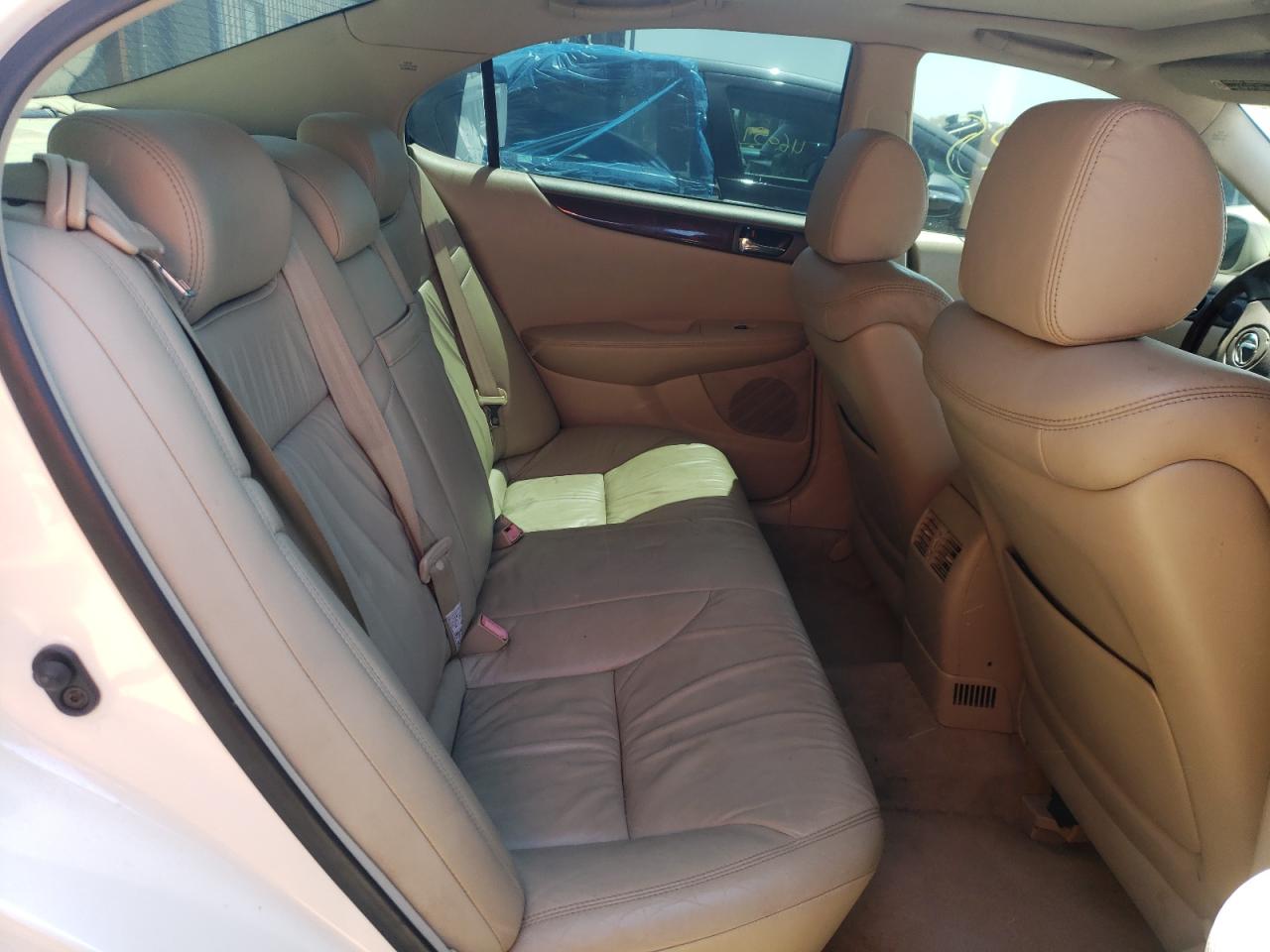 Photo 6 from auction – 2004 LEXUS ES 330 with VIN JTHBA30G545036763