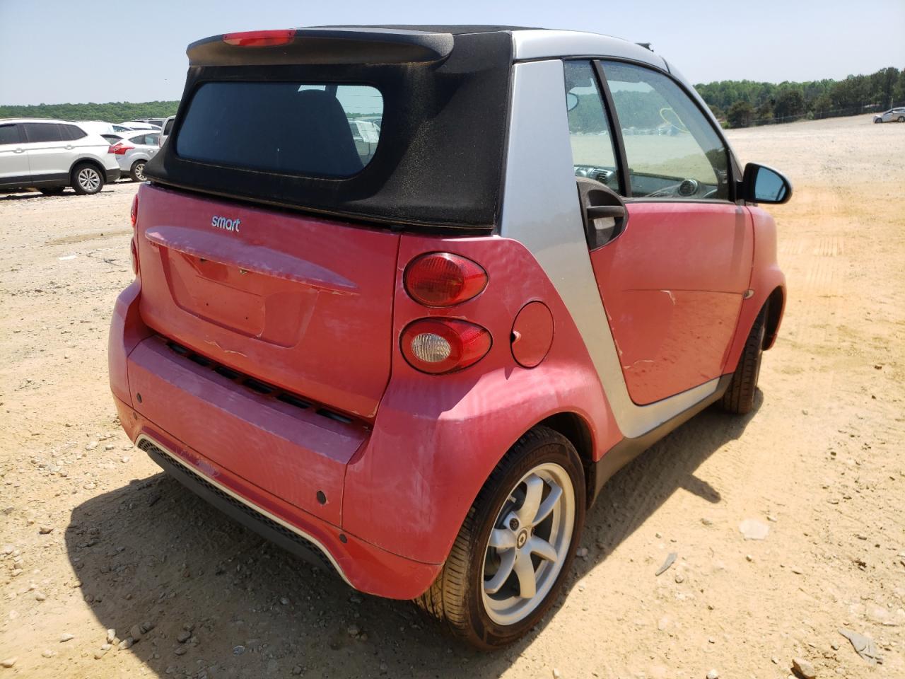 Photo 4 from auction – 2013 SMART FORTWO PAS with VIN WMEEK3BA7DK582634