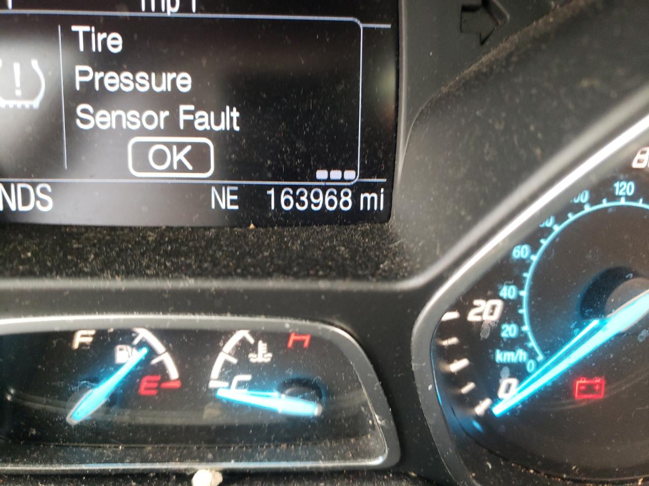 Photo 8 from auction – 2014 FORD ESCAPE SE with VIN 1FMCU0GX1EUE33231