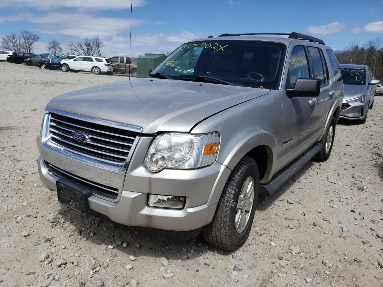 Photo 2 from auction – 2008 FORD EXPLORER with VIN 1FMEU73E58UA04202