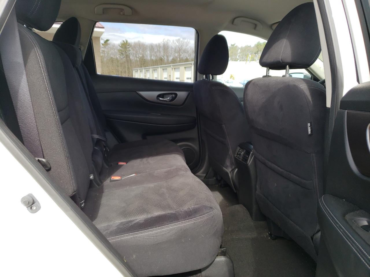 Photo 6 from auction – 2016 NISSAN ROGUE S with VIN JN8AT2MV1GW148649