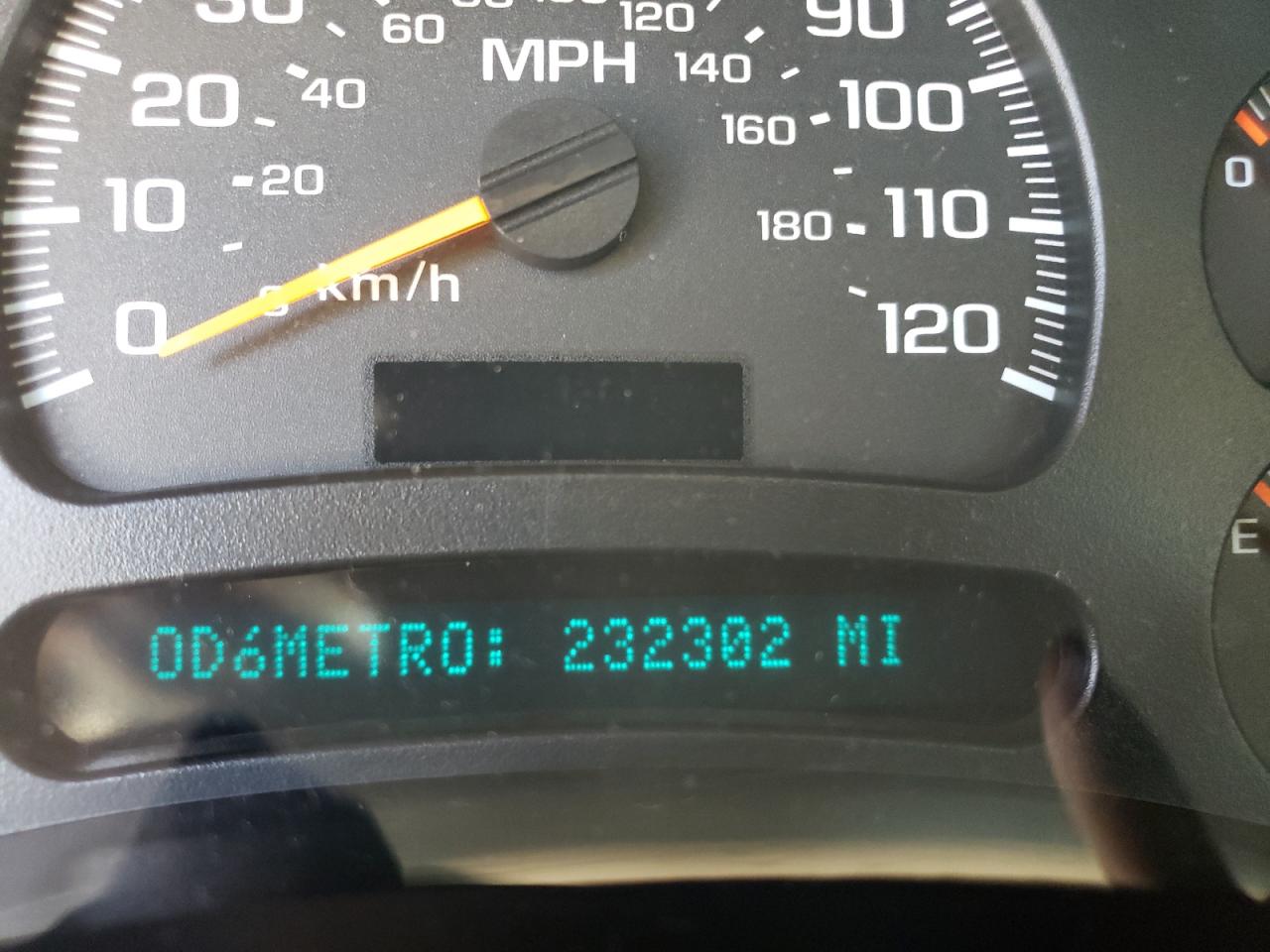Photo 8 from auction – 2005 CHEVROLET SILVERADO with VIN 1GCEC19T95Z162227
