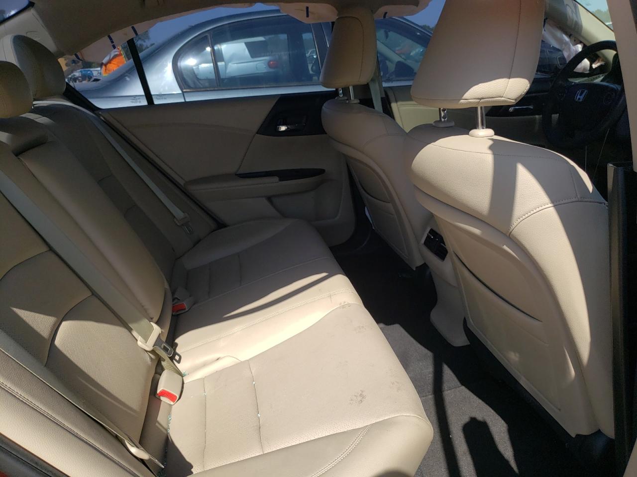 Photo 6 from auction – 2014 HONDA ACCORD EXL with VIN 1HGCR2F80EA267007