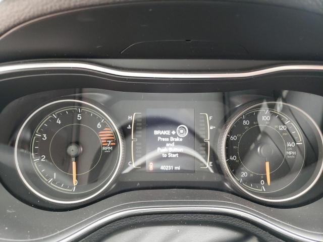 Photo 8 from auction – 2019 JEEP CHEROKEE L with VIN 1C4PJLLB2KD324802