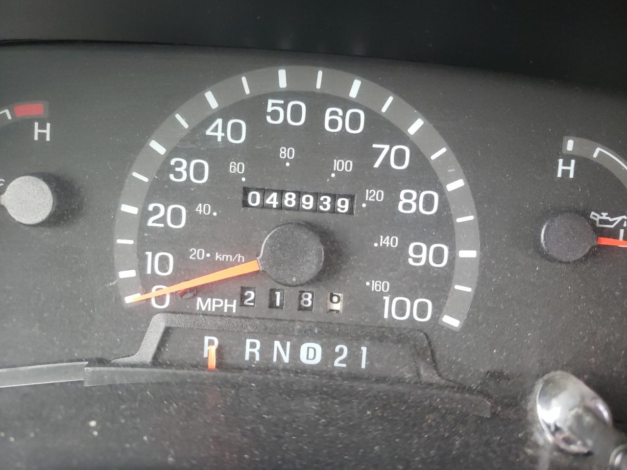 Photo 8 from auction – 2000 WINNEBAGO MINNIEWINN with VIN 1FDXE45S4YHB17199
