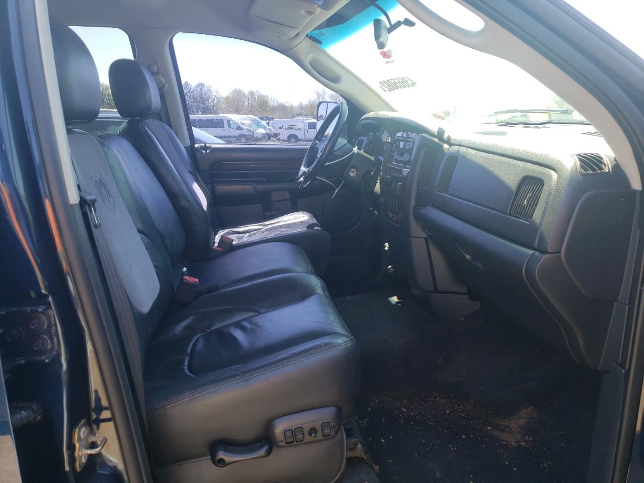 Photo 5 from auction – 2003 DODGE RAM 1500 S with VIN 1D7HU18D63S256274