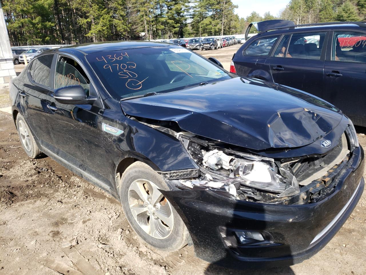 KIA OPTIMA HYB 2014 with VIN KNAGM4AD0E5064896 - Photo from auction