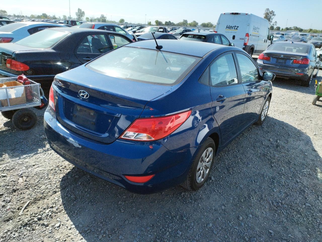 Photo 4 from auction – 2015 HYUNDAI ACCENT GLS with VIN KMHCT4AE5FU887274