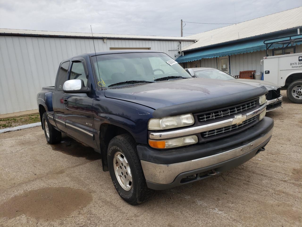 CHEVROLET SILVERADO 2002 with VIN 1GCEK19T52Z307830 - Photo from auction