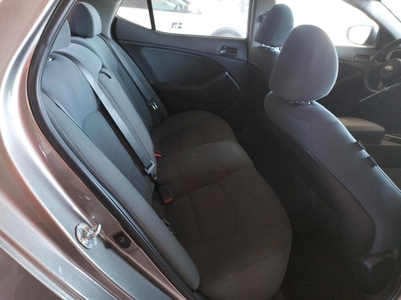 Photo 6 from auction – 2015 KIA OPTIMA LX with VIN 5XXGM4A73FG476305